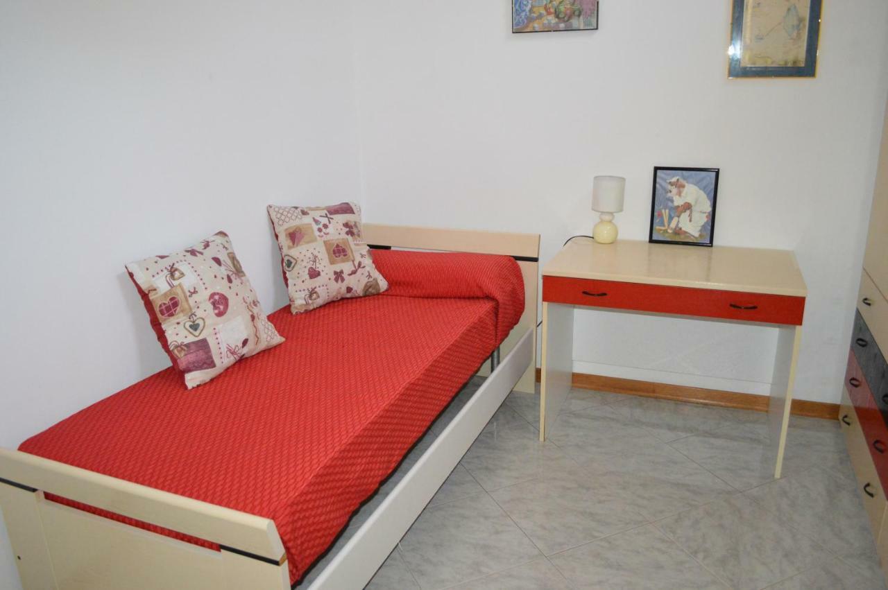 Casa Vacanze Da Roberta A Pochi Km Da Oristano Simaxis Exteriér fotografie